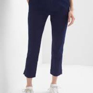 GAP Slim Crop Chinos